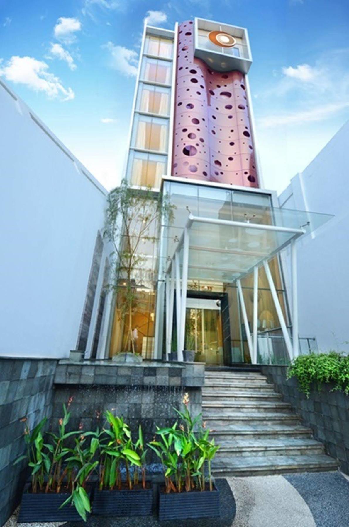 Clay Hotel Jakarta Exterior photo